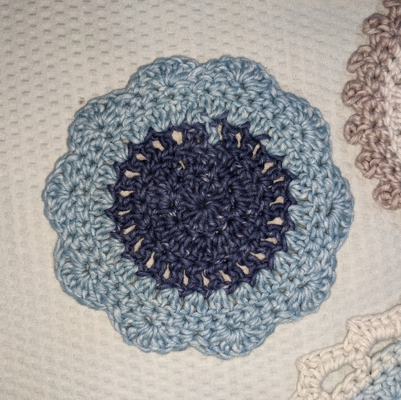 💠Coasters Boho Set of 4 HANDCRAFTED Handmade Crochet Gift - Picture 12 of 13